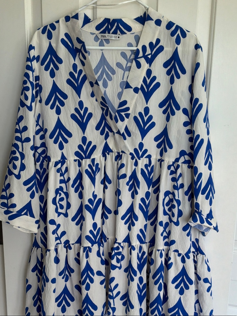 Zara White Dress with Royal Blue  Print XL
